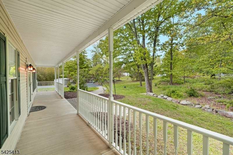 70 Mattison Road Branchville, NJ 07826 - Photo 4 of 50