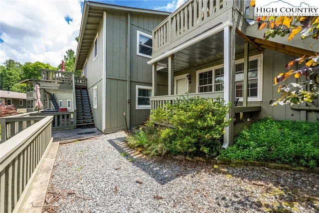 $475,000 | 214 Village Green, Unit B2, Blowing Rock, NC 28605