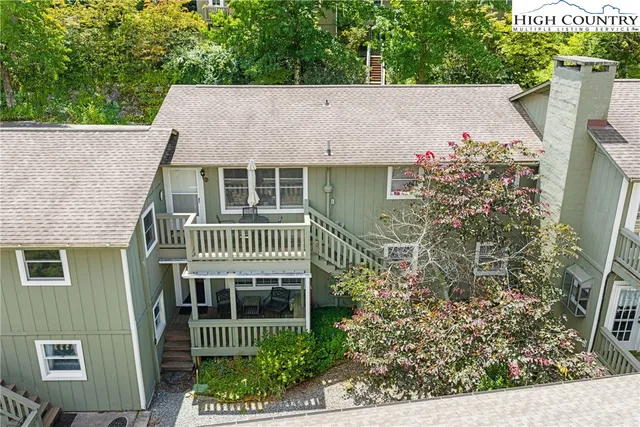$475,000 | 214 Village Green, Unit B2, Blowing Rock, NC 28605