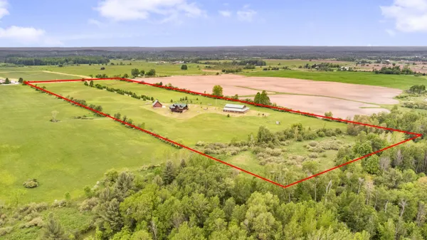 $1,100,000 | 4450 50th Avenue, Sears, MI 49679