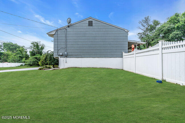 19 Kensington Drive Howell, NJ 07731 - Photo 6 of 31 a front view of house with a garden