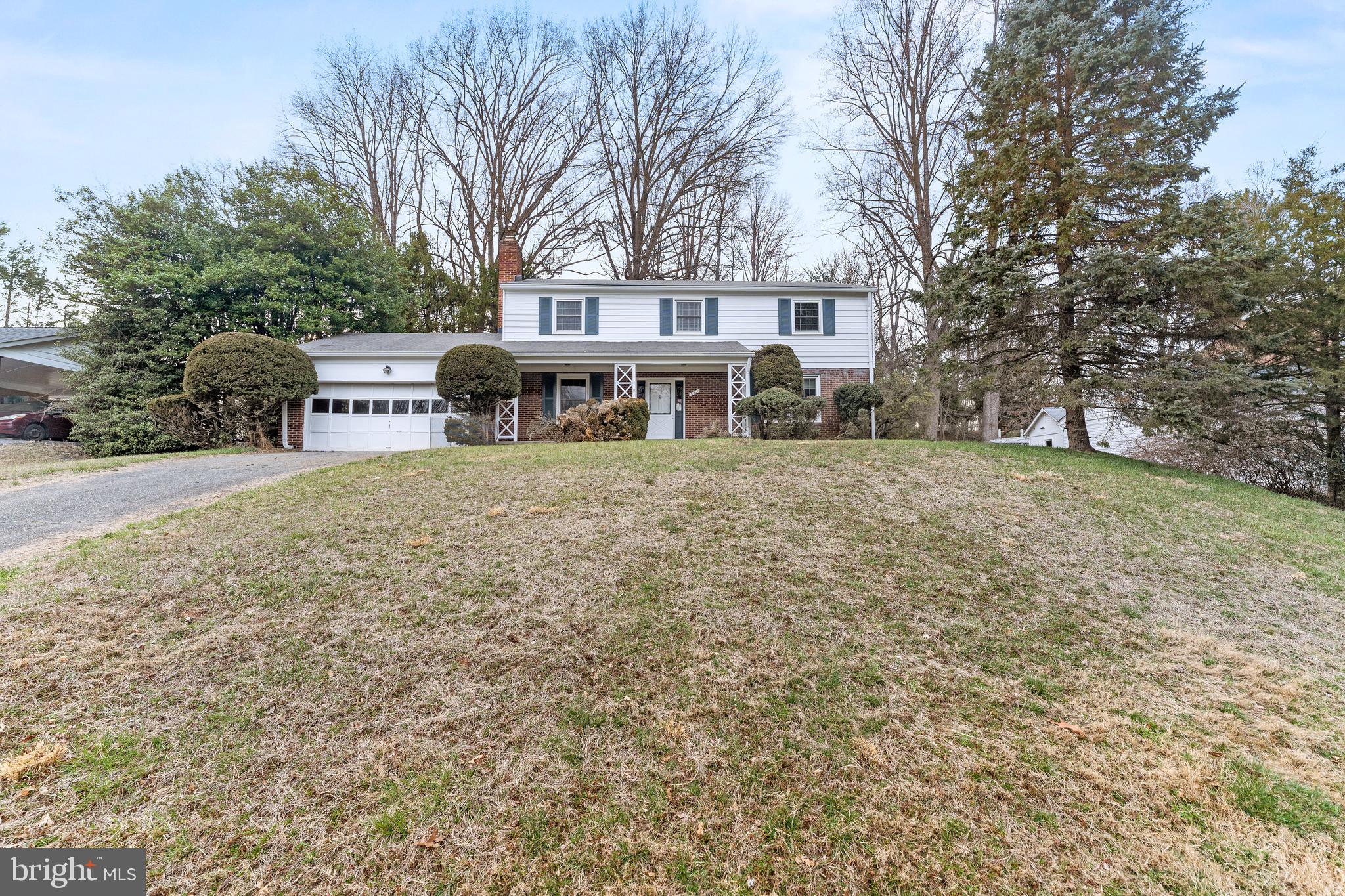 509 Finsbury Road Silver Spring, MD 20904 - Photo 3 of 26 Gallery Image 3