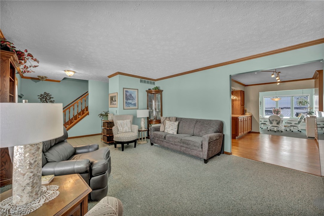 9217 Bechtel Road Elyria, OH 44035 - Photo 8 of 50