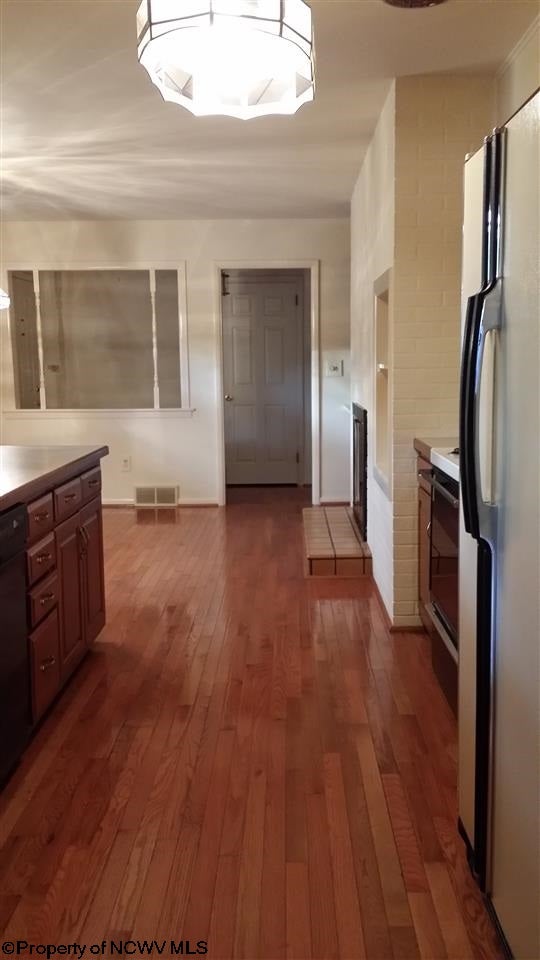 1244 Briarcliff Road Bridgeport, WV 26330 - Photo 4 of 17 Gallery Image 4