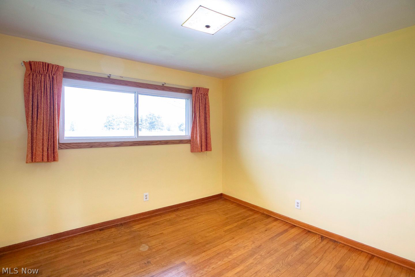 39112 Parsons Road Grafton, OH 44044 - Photo 14 of 32