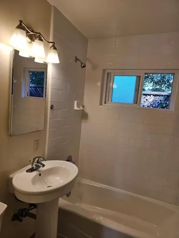 $2,900 | 282 Monroe Drive, Unit 1, Mountain View, CA 94040