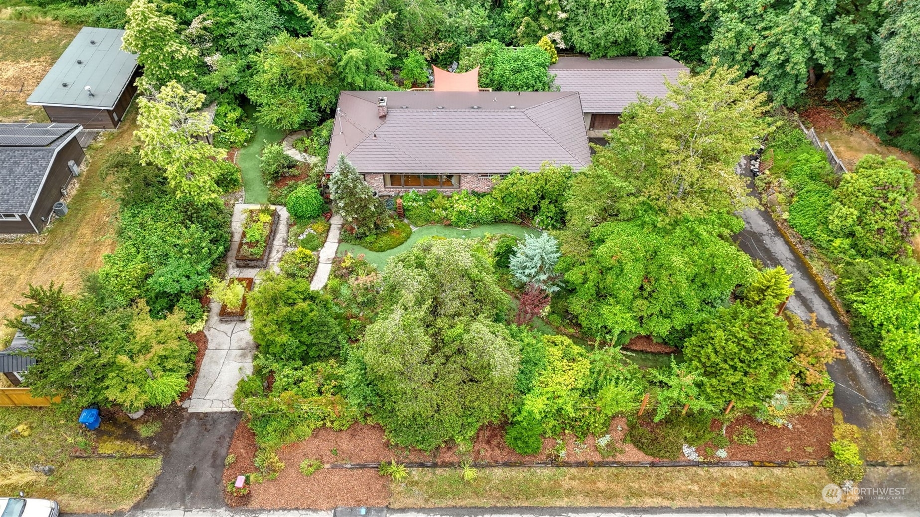 14007 183rd Avenue Southeast Renton, WA 98059 - Photo 3 of 40 Gallery Image 3