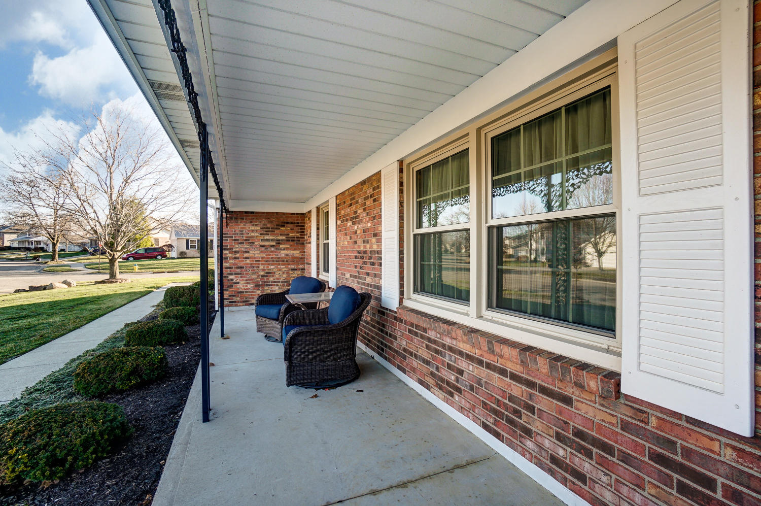 1045 Kingsgate Road Springfield, OH 45503 - Photo 4 of 39