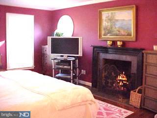 205 Sugartown Road Devon, PA 19333 - Photo 4 of 6