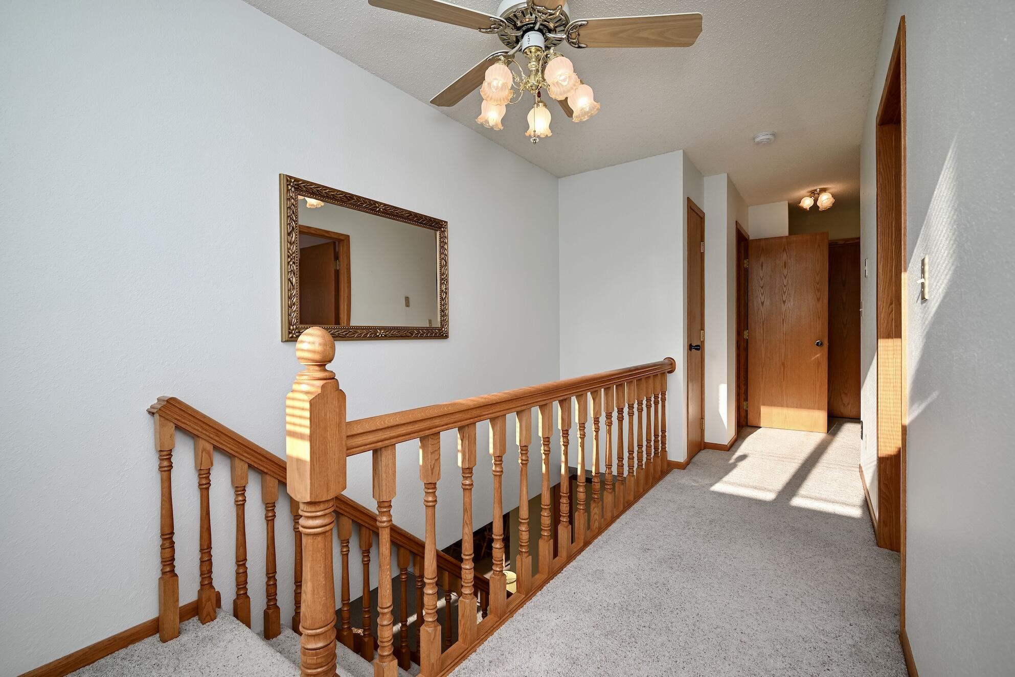 935 38th Avenue Goodview, MN 55987 - Photo 17 of 39 17 UL Landing