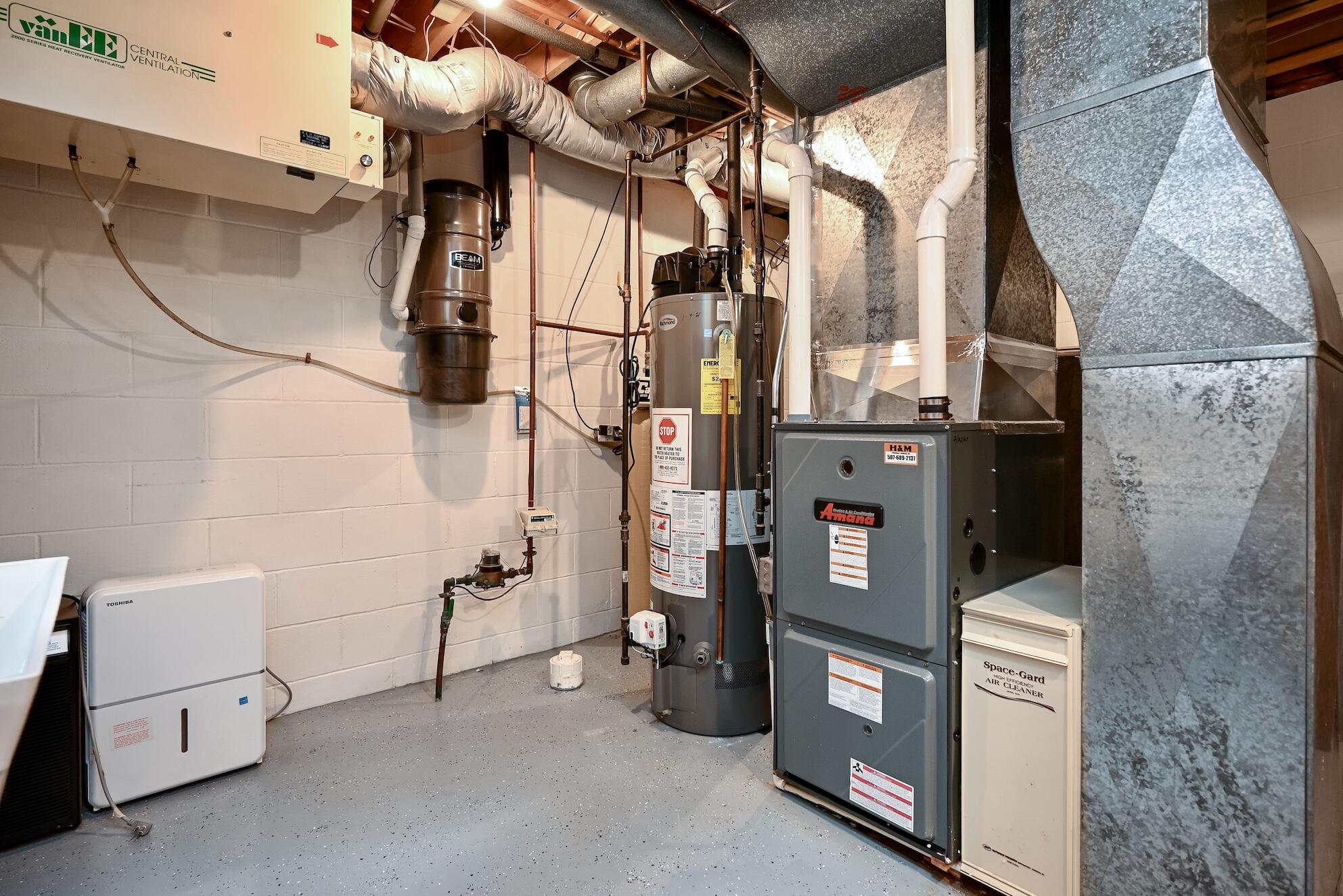 935 38th Avenue Goodview, MN 55987 - Photo 28 of 39 28 LL Mechanicals