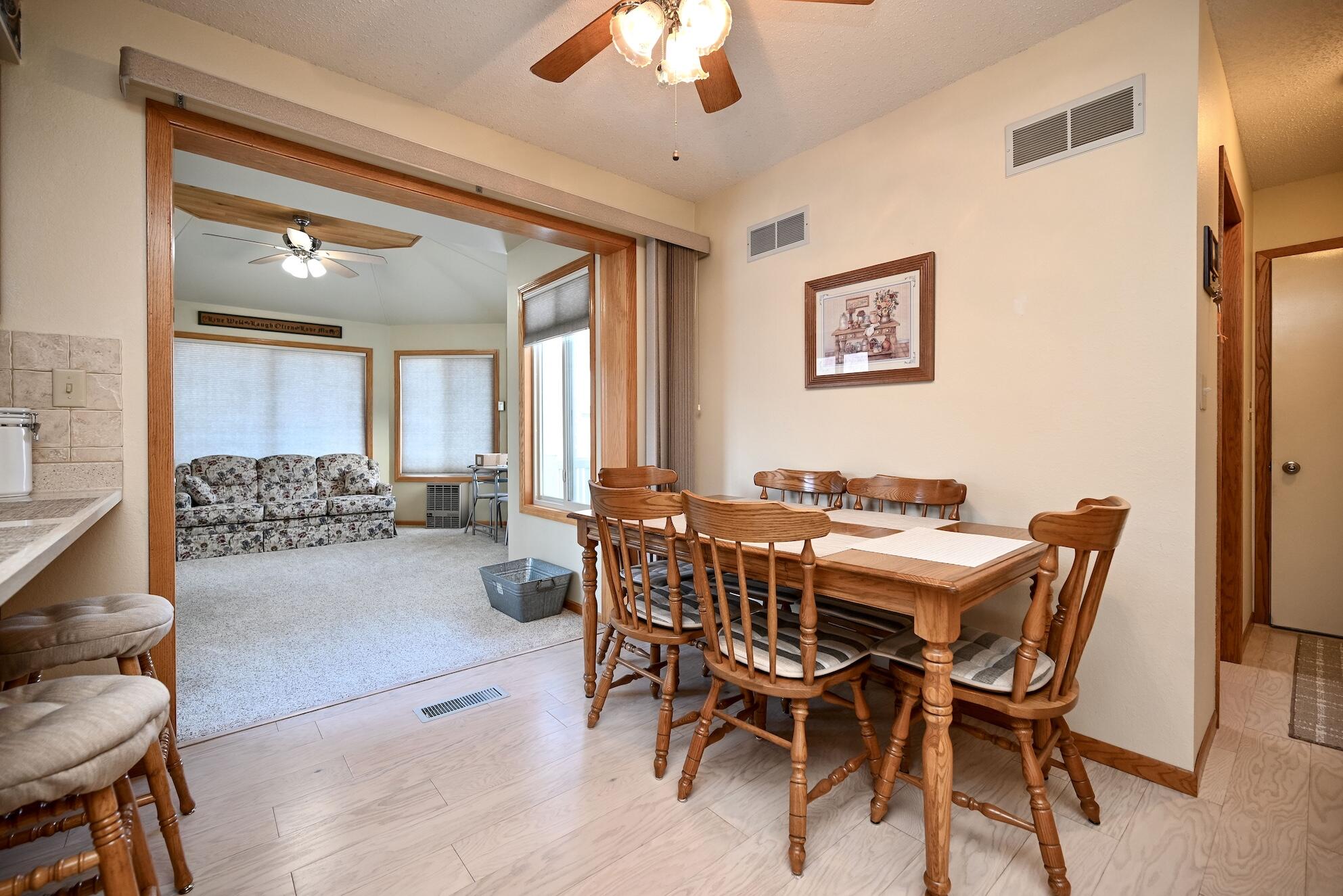 935 38th Avenue Goodview, MN 55987 - Photo 10 of 39 10 Dine-in Kitchen