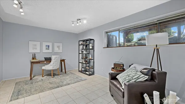 $425,000 | 10743 Glen Acres Drive South, Unit 10743, Seattle, WA 98168