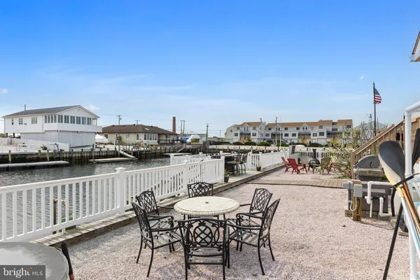 $499,000 | 8 South Captain Drive, Tuckerton, NJ 08087