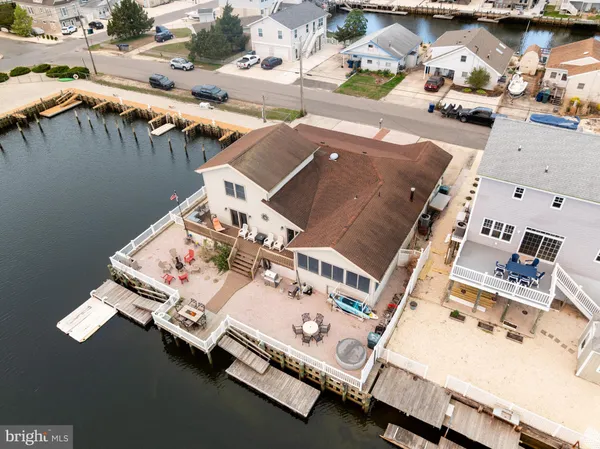 $499,000 | 8 South Captain Drive, Tuckerton, NJ 08087