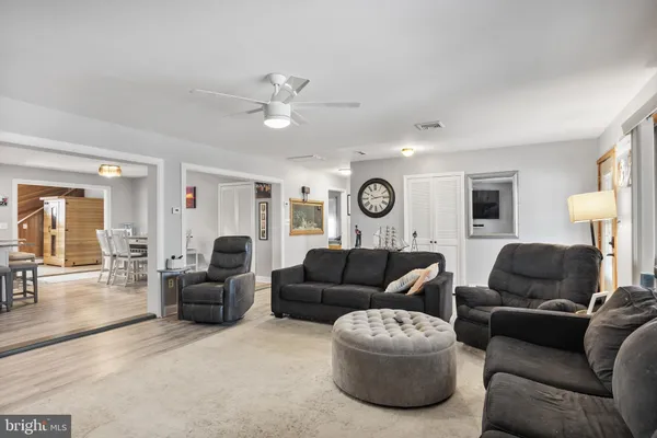 $499,000 | 8 South Captain Drive, Tuckerton, NJ 08087