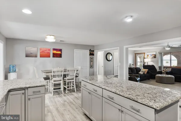 $499,000 | 8 South Captain Drive, Tuckerton, NJ 08087