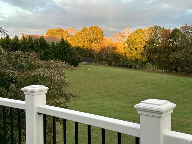 $529,000 | 2855 Hawkins Ridge Road, Goode, VA 24556