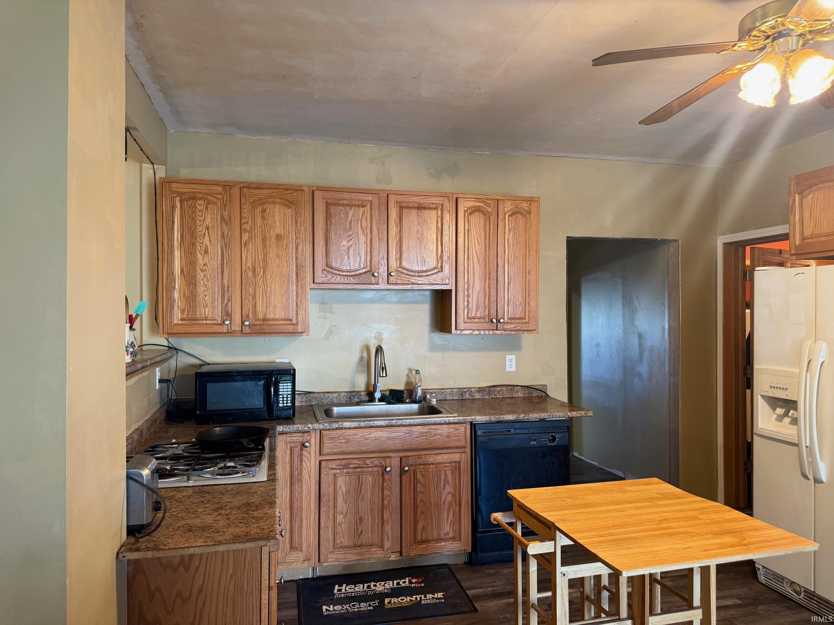 519 East Franklin Street Delphi, IN 46923 - Photo 3 of 36