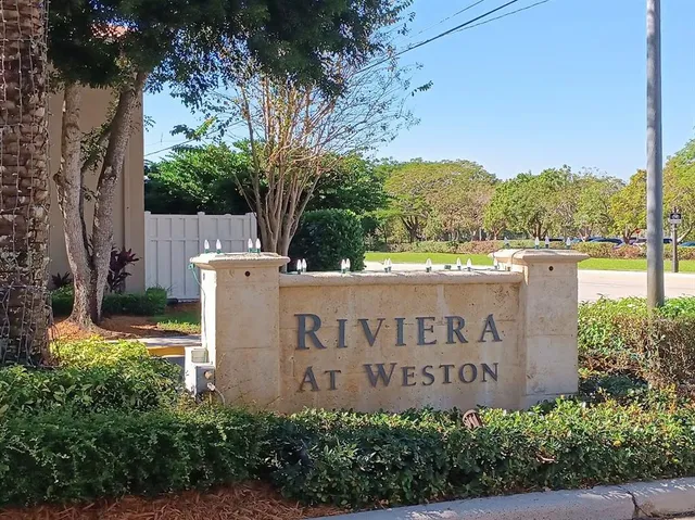 $2,900 | 150 Riviera Circle, Weston, FL 33326