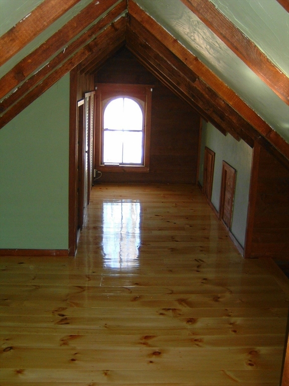 128 Pleasant Street, Unit 2 Marblehead, MA 01945 - Photo 9 of 13 a view of empty room with window