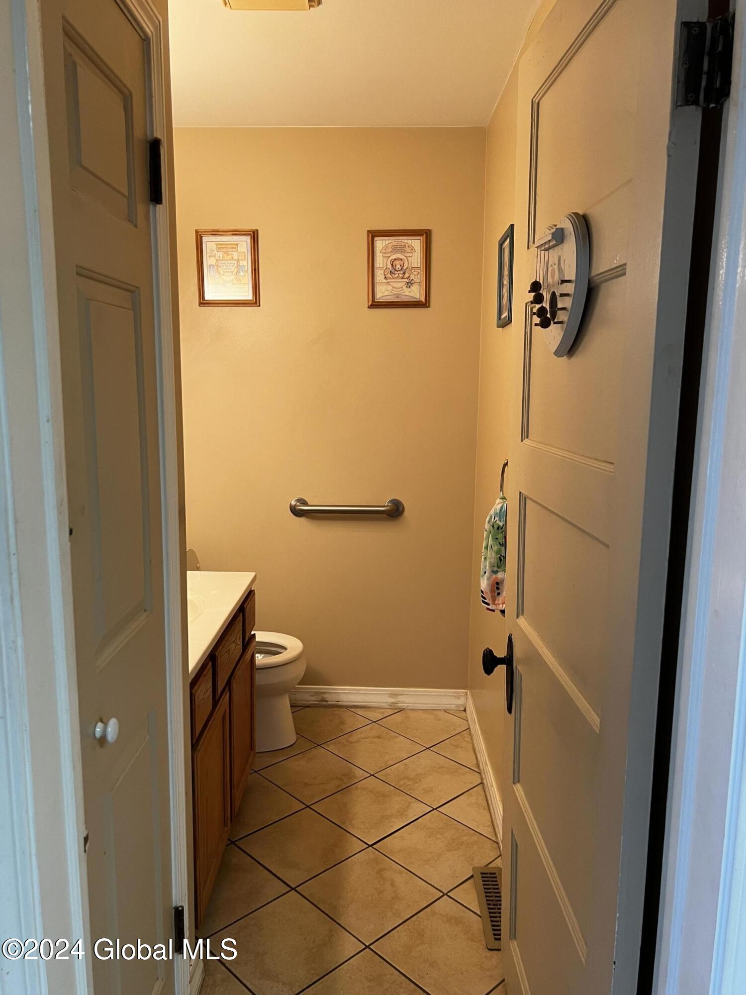 1643 Rugby Road Schenectady, NY 12309 - Photo 23 of 52 IMG_0113