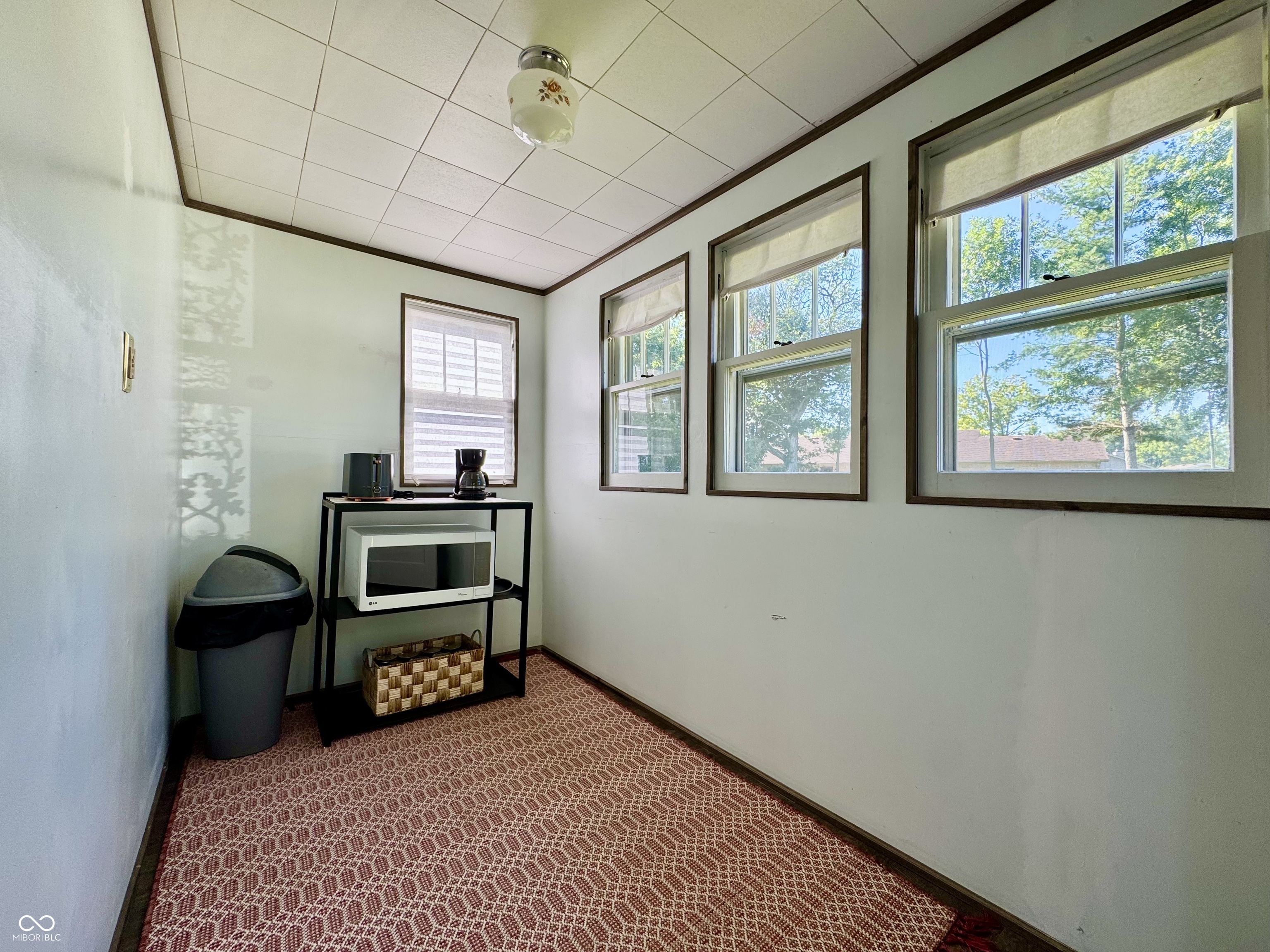 805 Smith Street Salem, IN 47167 - Photo 17 of 34