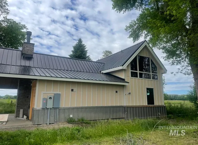 $789,900 | 2250 Moritz Lane, Indian Valley, ID 83632