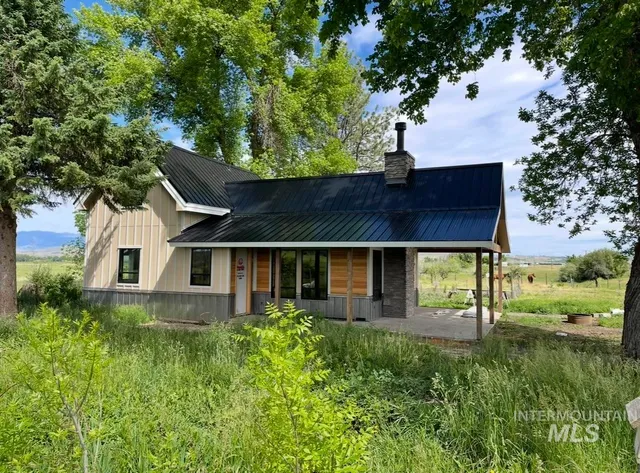 $789,900 | 2250 Moritz Lane, Indian Valley, ID 83632