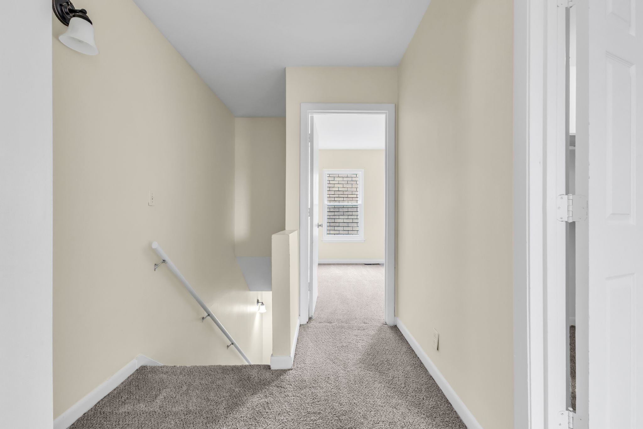 370 Wallace Road, Unit F5 Nashville, TN 37211 - Photo 12 of 28 a view of a hallway with staircase