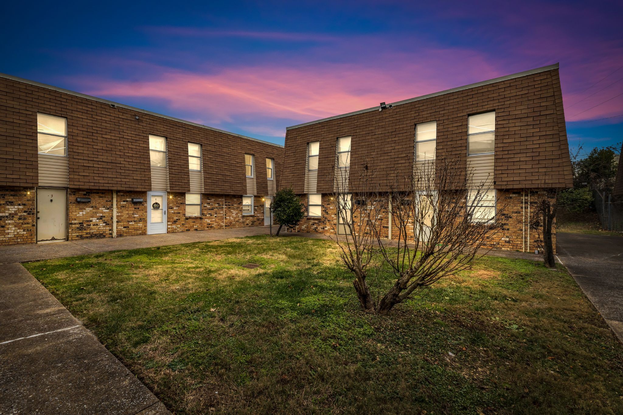 370 Wallace Road, Unit F5 Nashville, TN 37211 - Photo 28 of 28 a view of a house with a yard