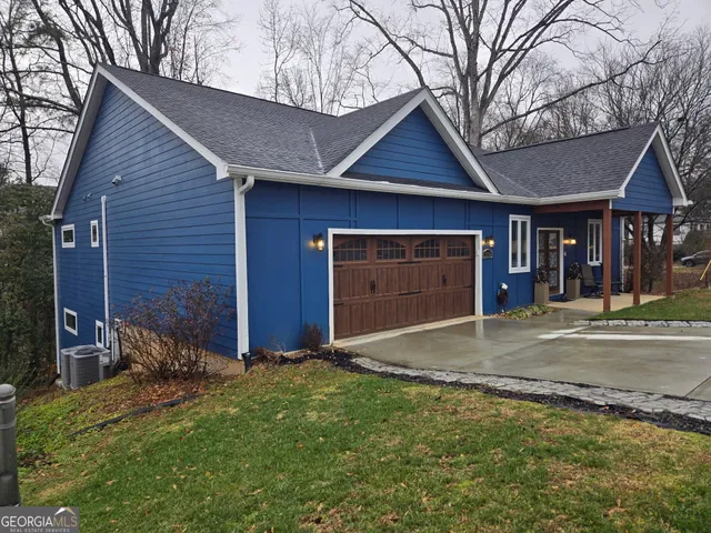 $715,000 | 3336 Creatwood Trail Southeast, Smyrna, GA 30080