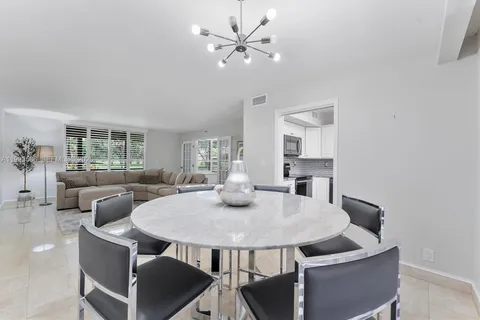 $387,500 | 7225 Promenade Drive, Unit 102, Boca Raton, FL 33433