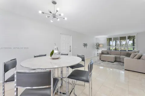 $387,500 | 7225 Promenade Drive, Unit 102, Boca Raton, FL 33433