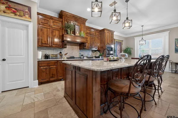 $755,000 | 15524 Sugar Rdg Lane, Flint, TX 75762