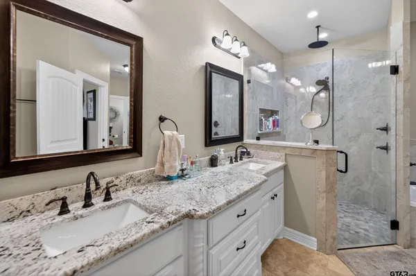 $755,000 | 15524 Sugar Rdg Lane, Flint, TX 75762