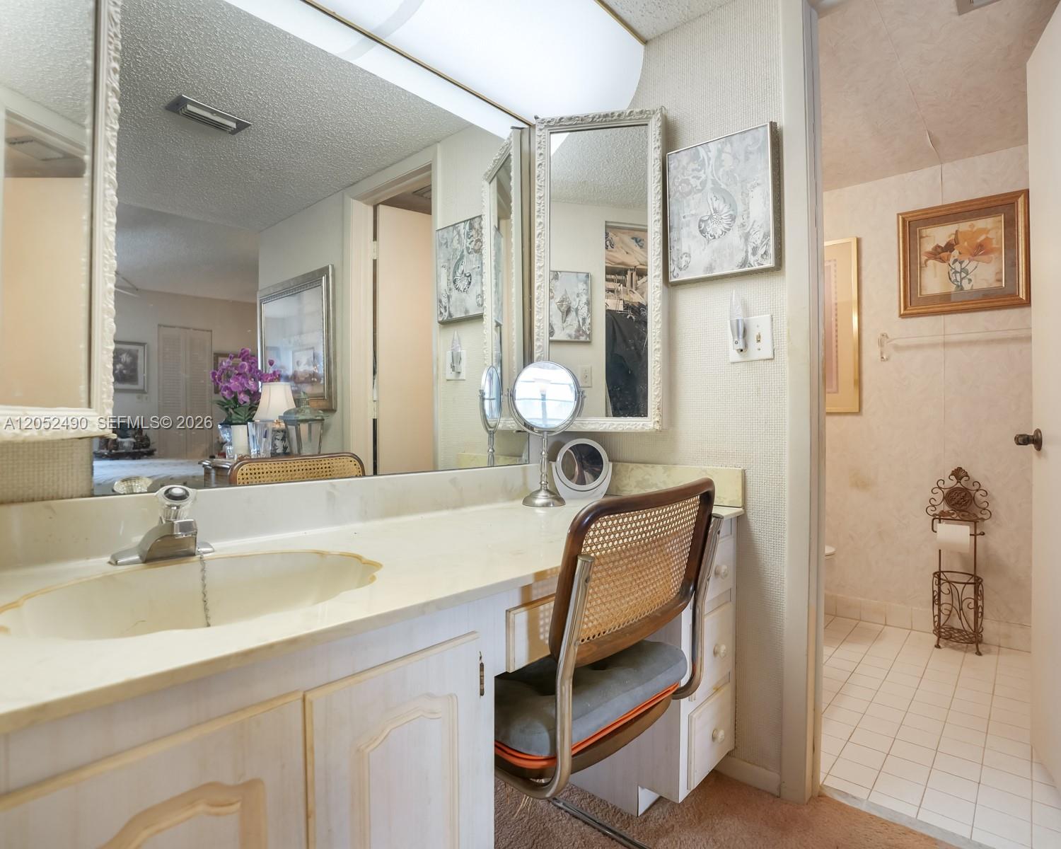3930 Inverrary Boulevard, Unit 406D Lauderhill, FL 33319 - Photo 13 of 27