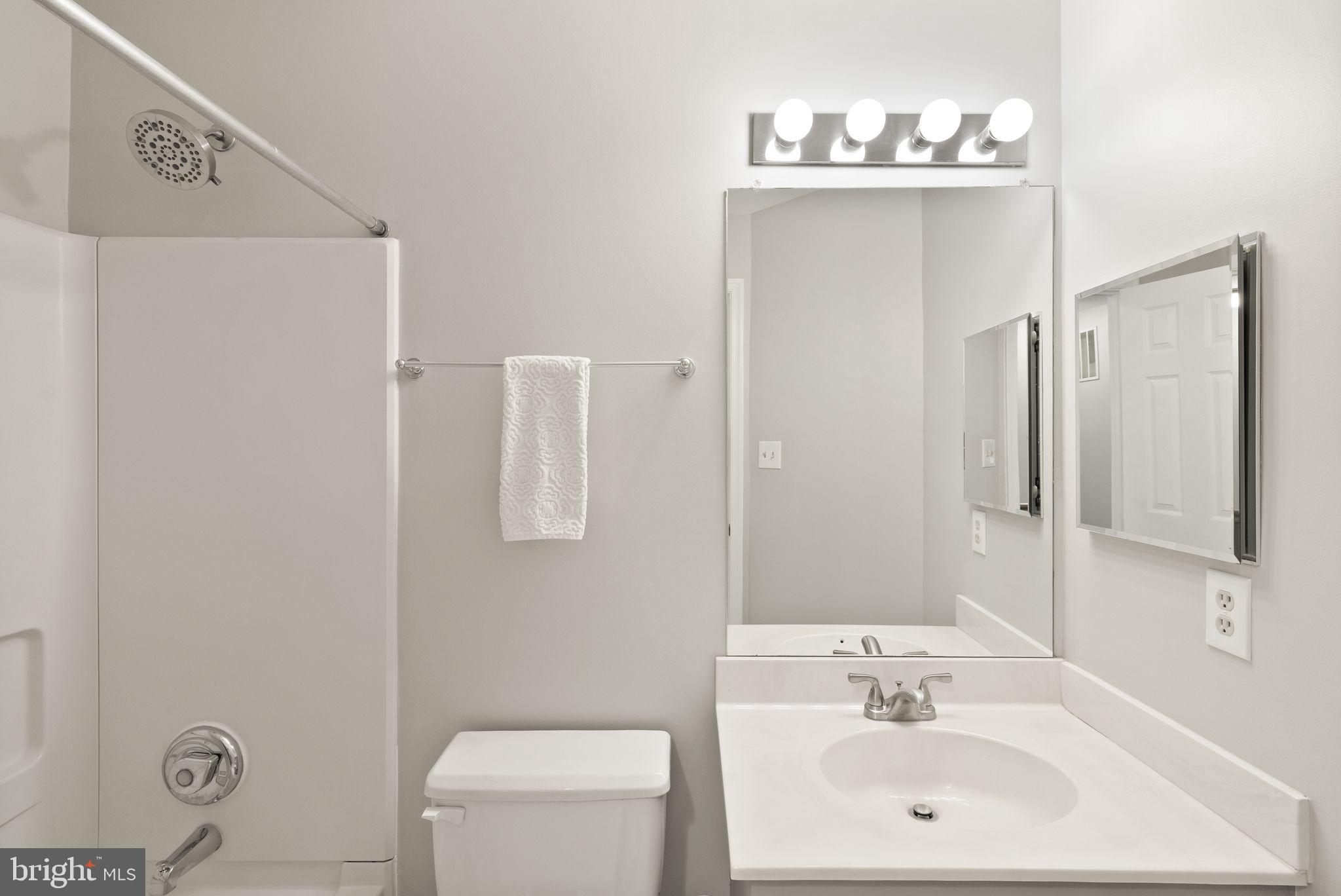 303 Rangers Way Southeast Leesburg, VA 20175 - Photo 29 of 37