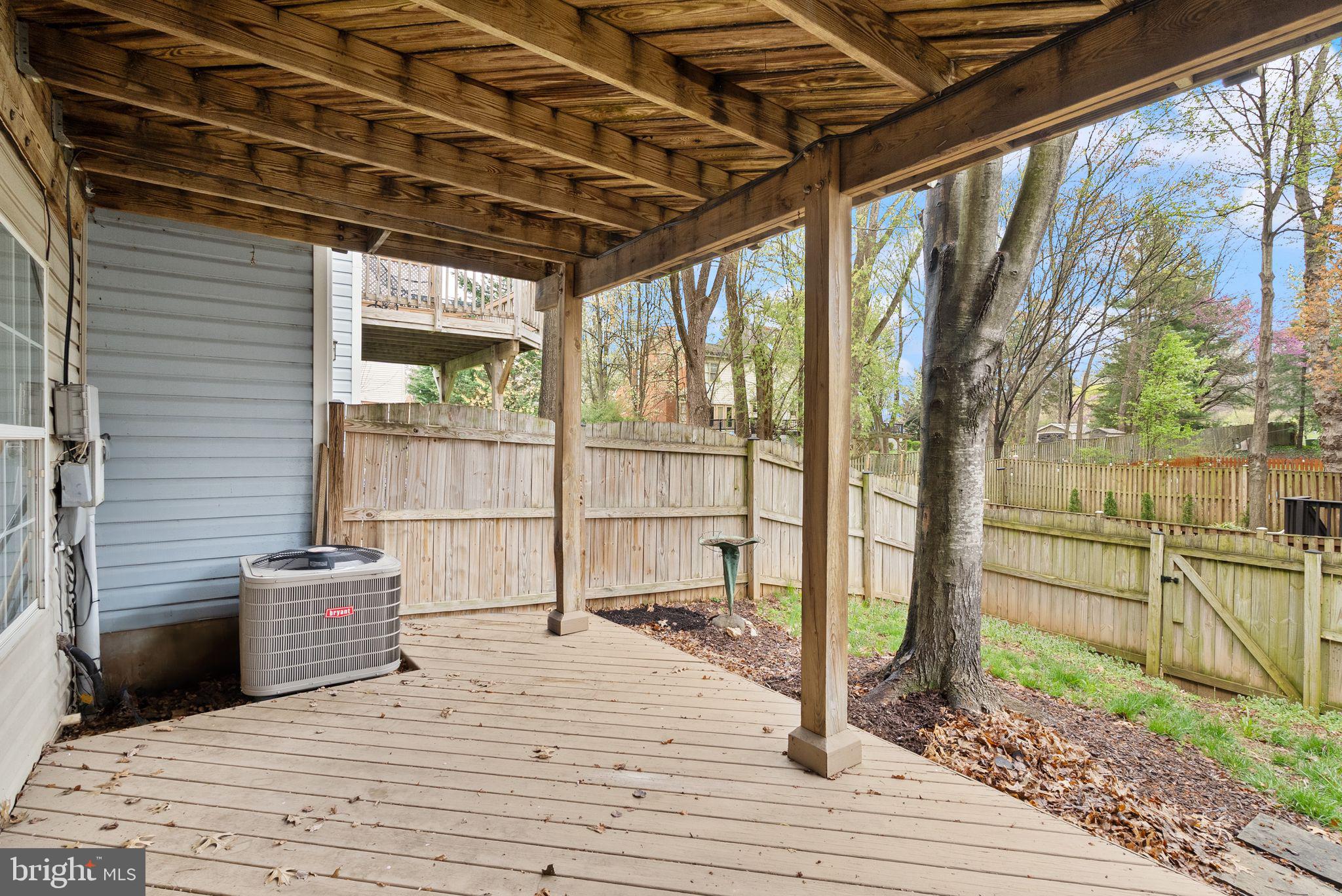 303 Rangers Way Southeast Leesburg, VA 20175 - Photo 34 of 37