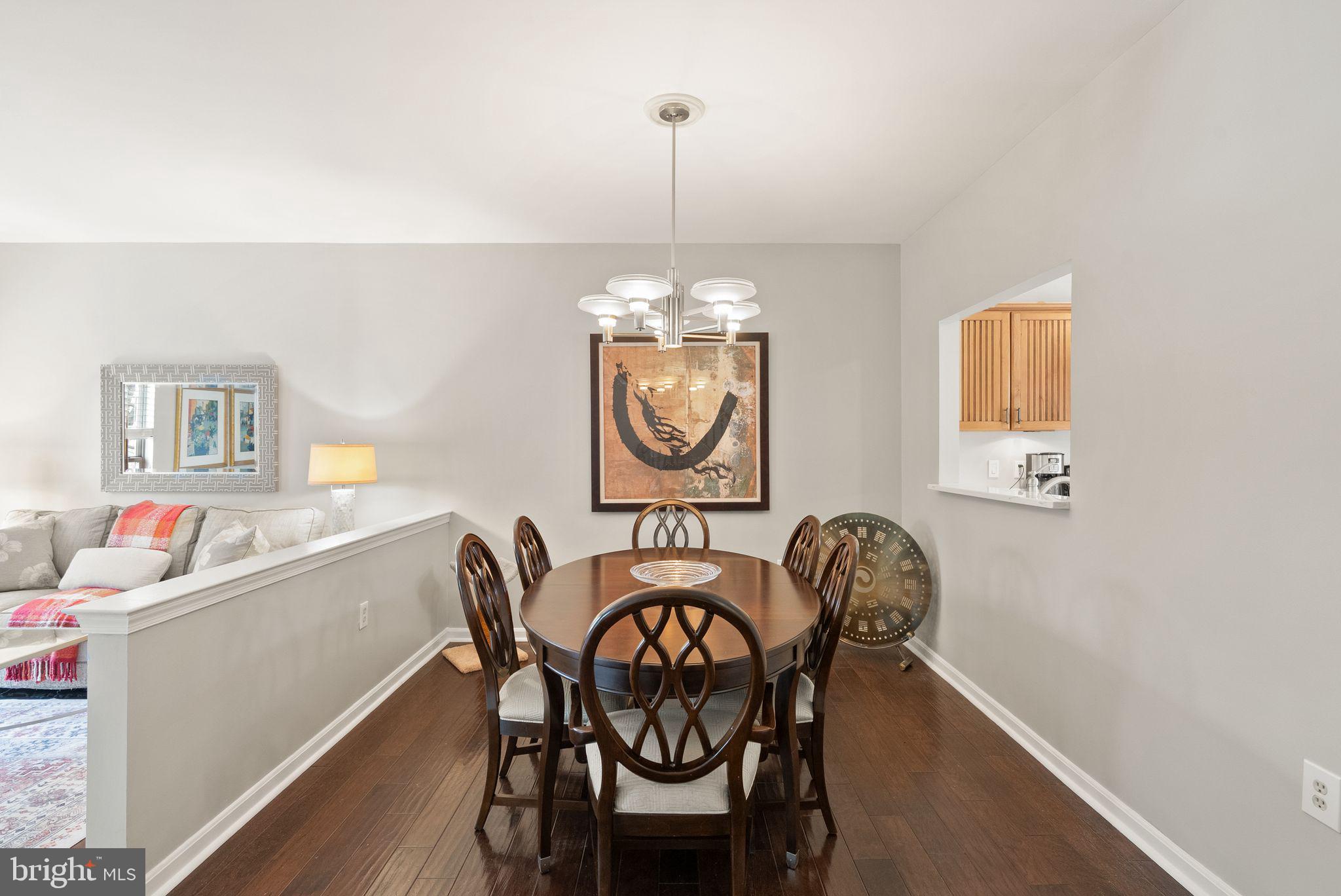 303 Rangers Way Southeast Leesburg, VA 20175 - Photo 9 of 37