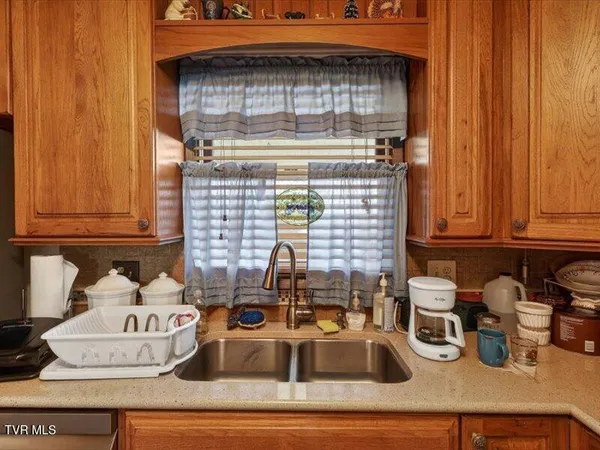 $309,900 | 529 Old Gray Station Road, Gray, TN 37615