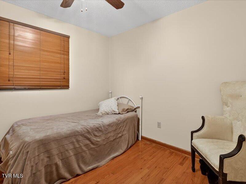 529 Old Gray Station Road Gray, TN 37615 - Photo 19 of 33 19-529-Old-Gray-Station-Rd-WindowStill