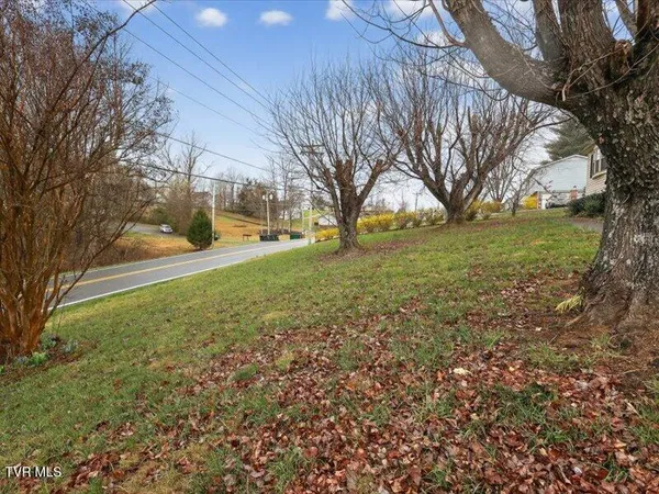 $309,900 | 529 Old Gray Station Road, Gray, TN 37615