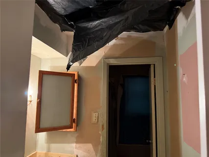 $285,000 | 1151 Creekmont Drive, Houston, TX 77091