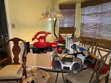 $285,000 | 1151 Creekmont Drive, Houston, TX 77091