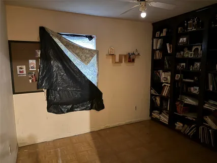 $285,000 | 1151 Creekmont Drive, Houston, TX 77091