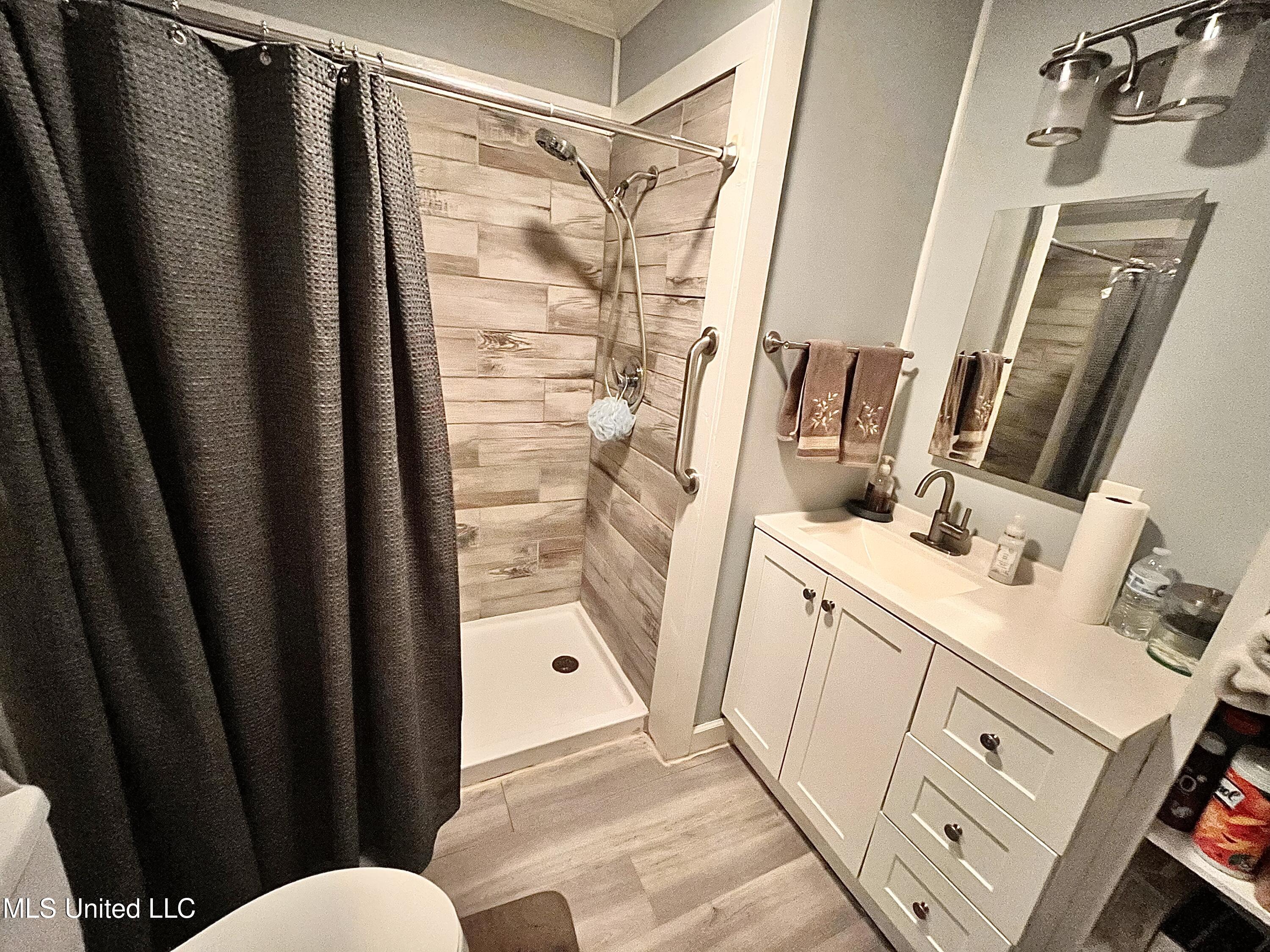 83 Sunset Acres Road Holly Springs, MS 38635 - Photo 12 of 20 hall bath