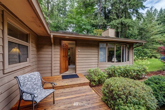 $580,000 | 5305 221st Avenue Northeast, Redmond, WA 98053