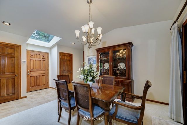 $580,000 | 5305 221st Avenue Northeast, Redmond, WA 98053