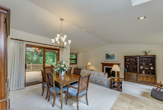 $580,000 | 5305 221st Avenue Northeast, Redmond, WA 98053